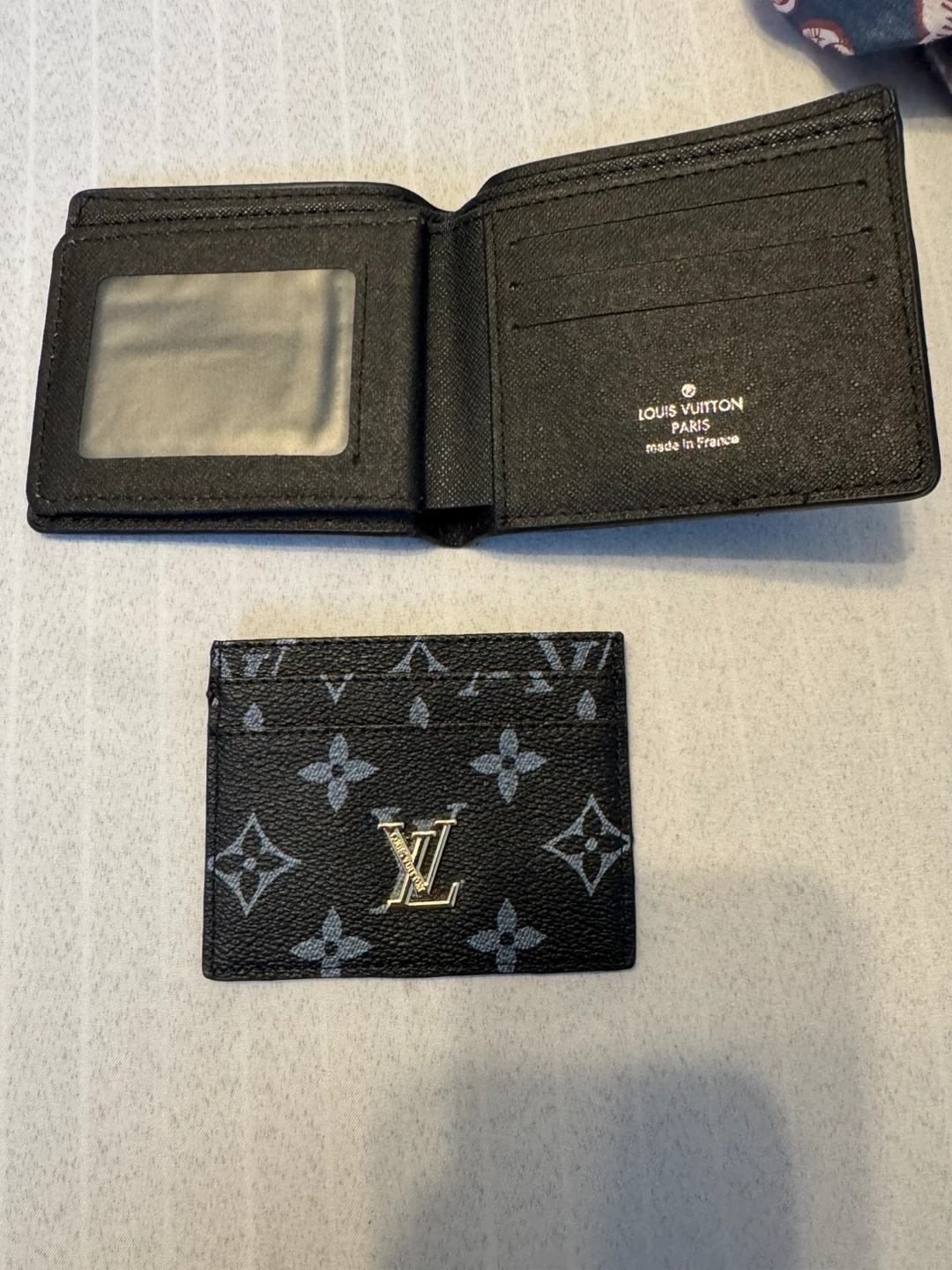 Mens wallet need gone asap - photo 2