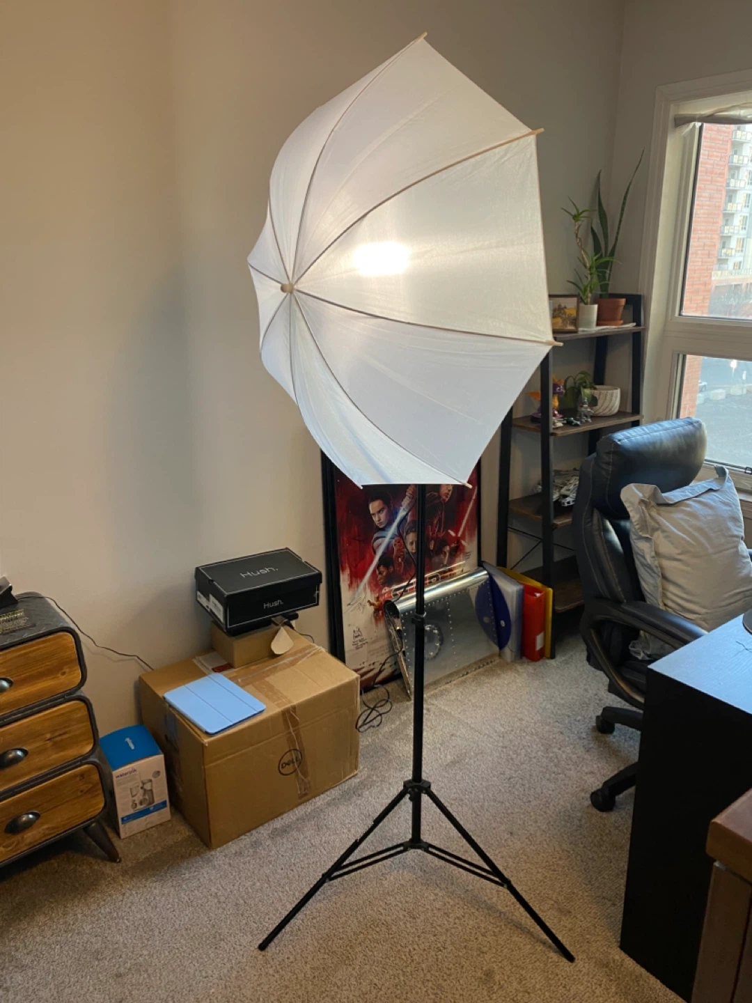 Photography Lighting Umbrella with Stand and Bulb - photo 2
