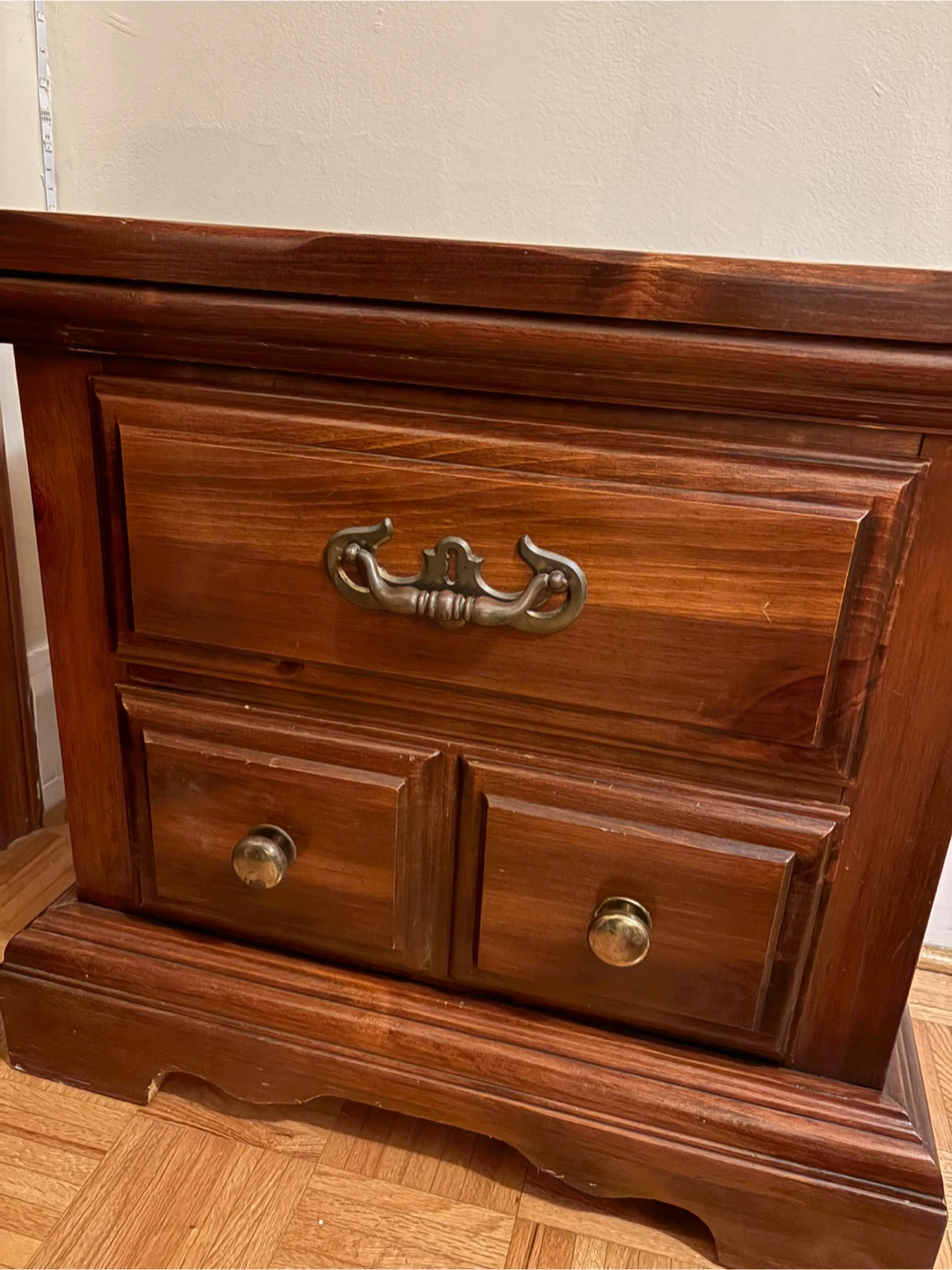 Wooden Nightstand with 2 drawers