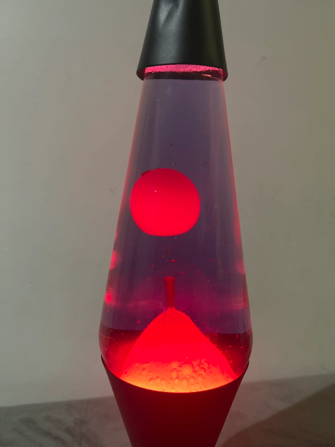 Red Lava Lamp - photo 2