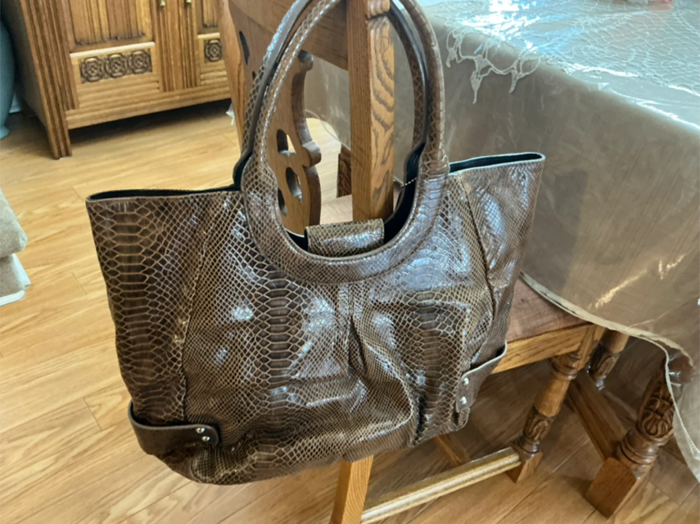Danier Genuine Leather Snake Print Tote Bag 🏆