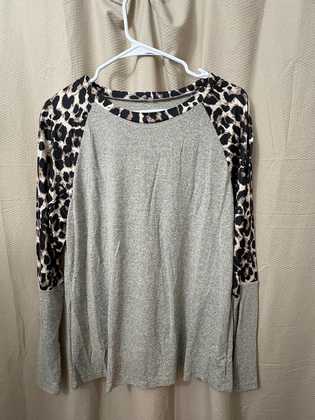 Women's XL Long Sleeve Leopard Print Top