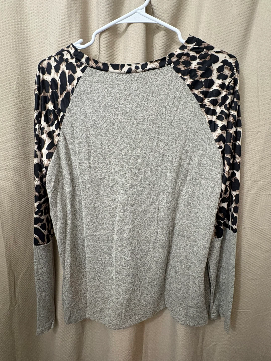 Women's XL Long Sleeve Leopard Print Top - photo 3
