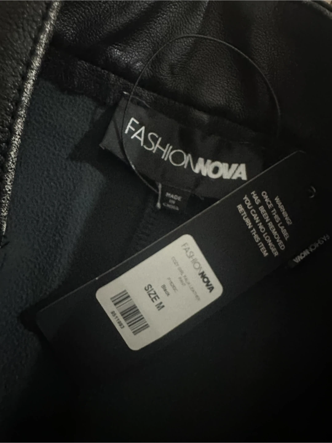 New Fashion Nova Black Faux Leather Pants with Fur Trim - Size M - photo 4