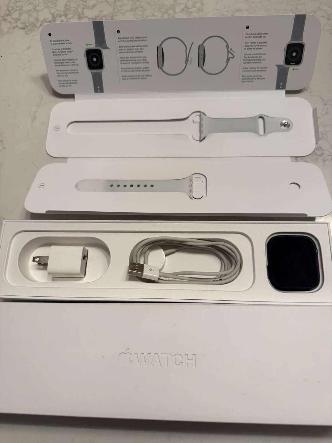 Apple Watch Series 4 GPS 42mm Aluminium & Ceramic Case