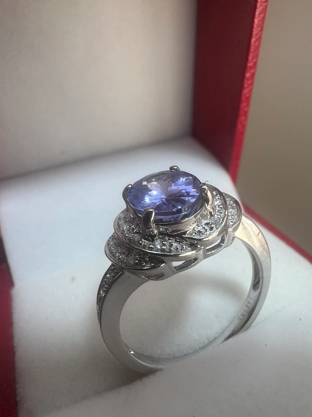 14K White Gold Tanzanite and Diamond Ring - photo 2