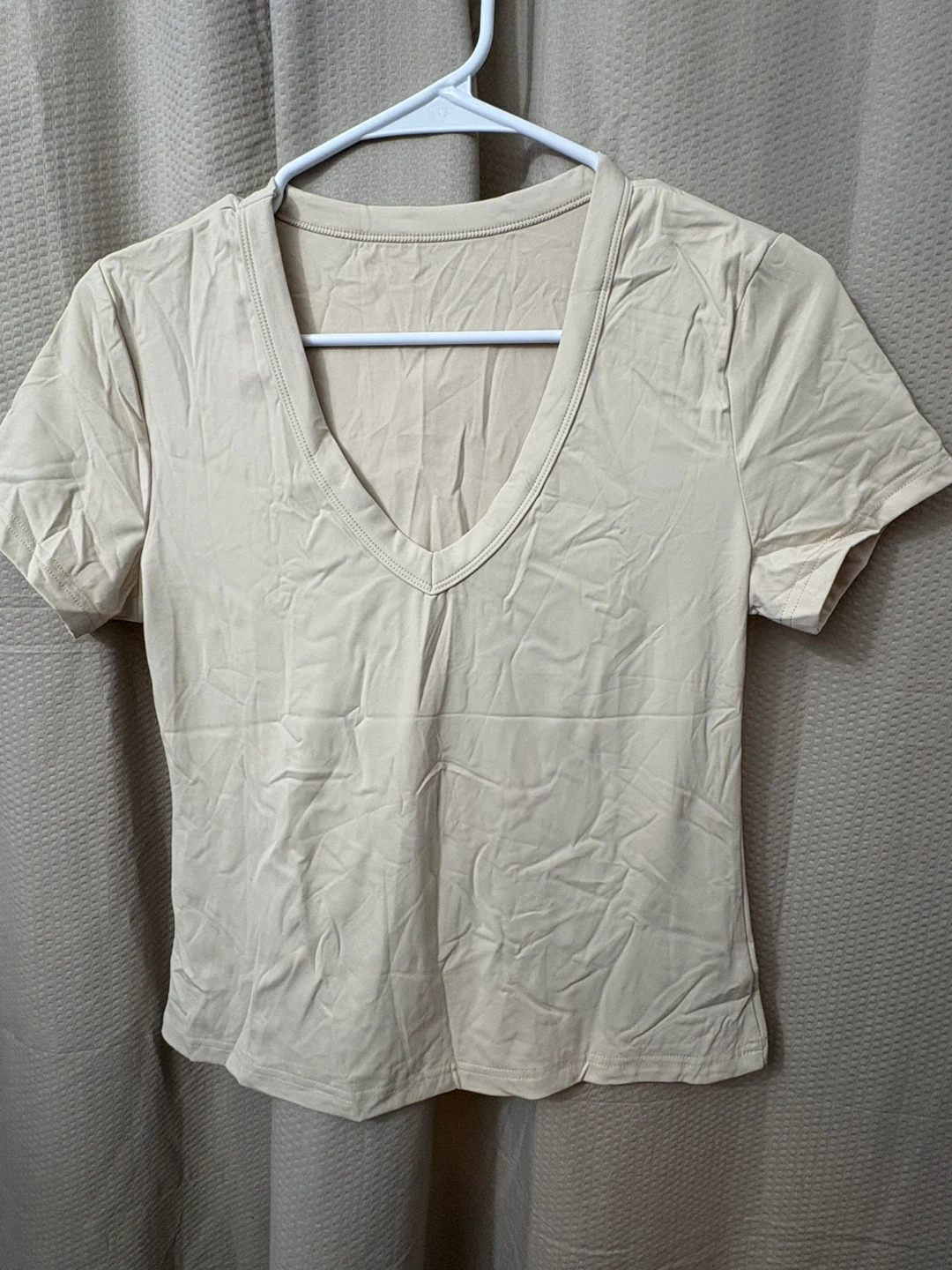 Women's Beige V-Neck T-Shirt Size L