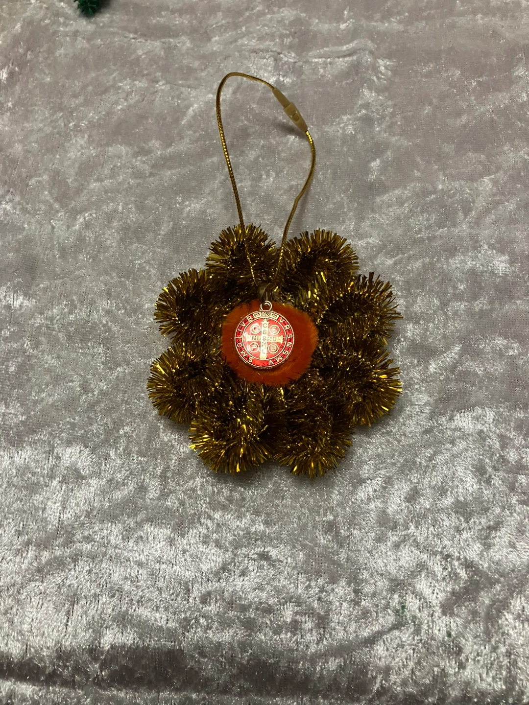 Shamrock Pendant with Cross Medal - photo 2