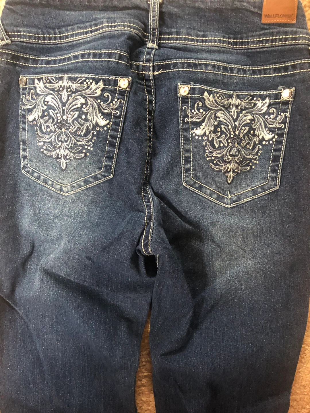 Wallflower Women's Jeans Bootcut Embellished Pockets Size 7