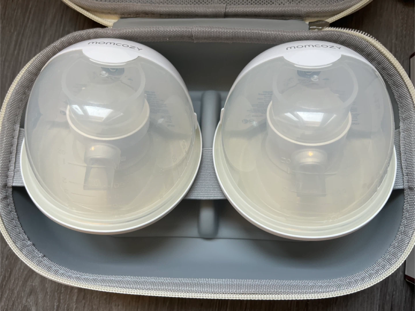 Momcozy M5 Hands-Free Wearable Breast Pump - photo 3