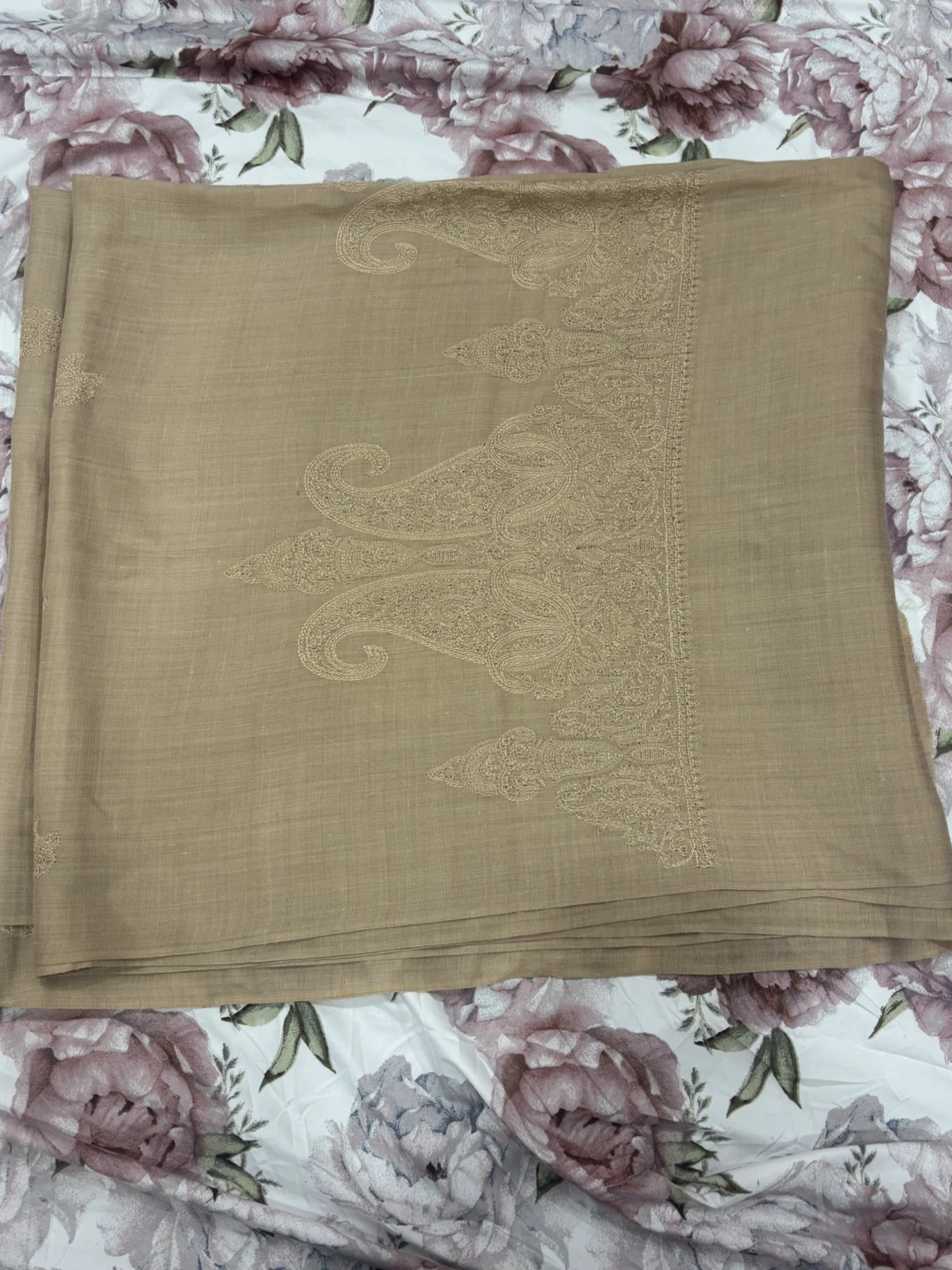 Paisley Embroidered Shawl - photo 2