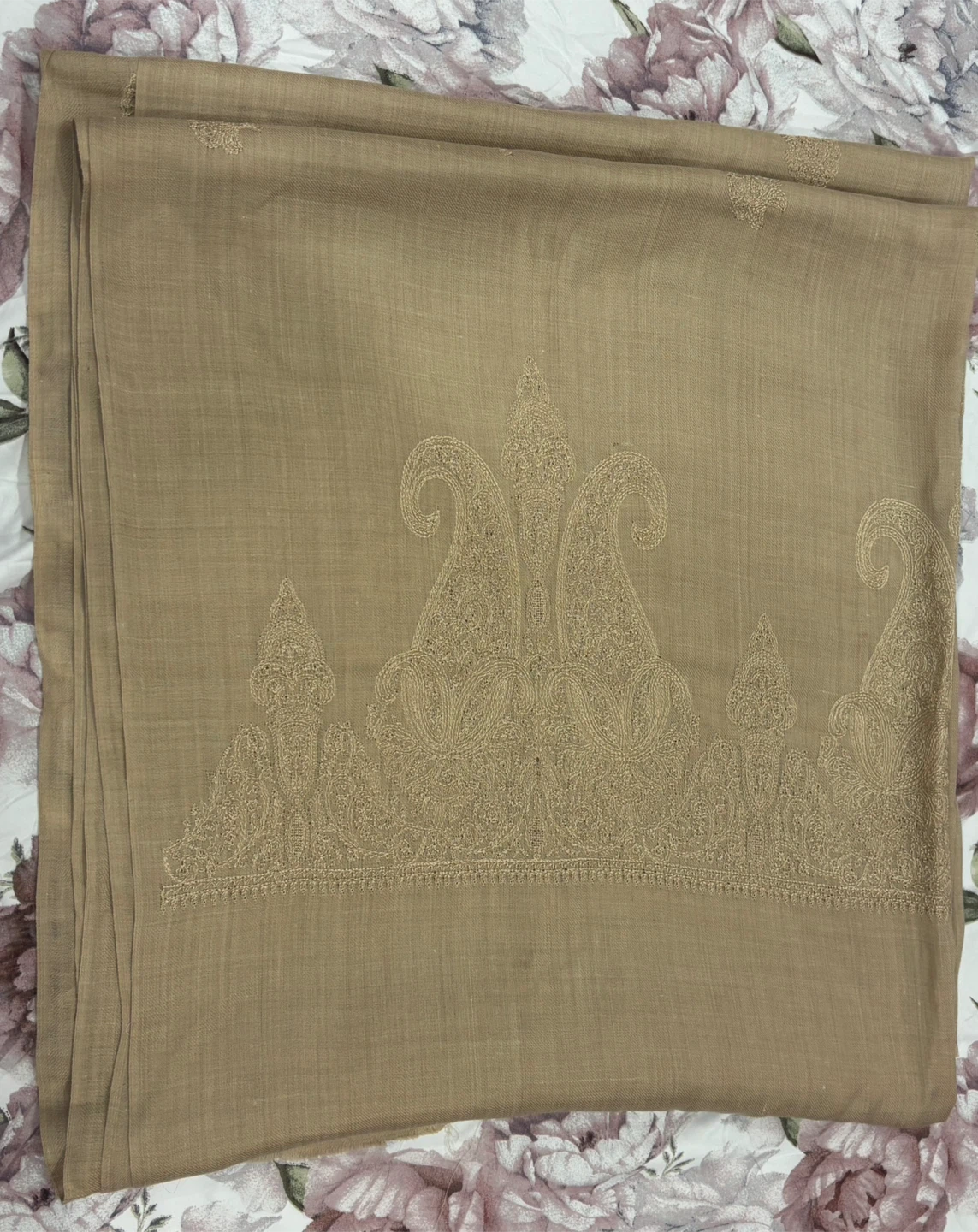 Paisley Embroidered Shawl - photo 3