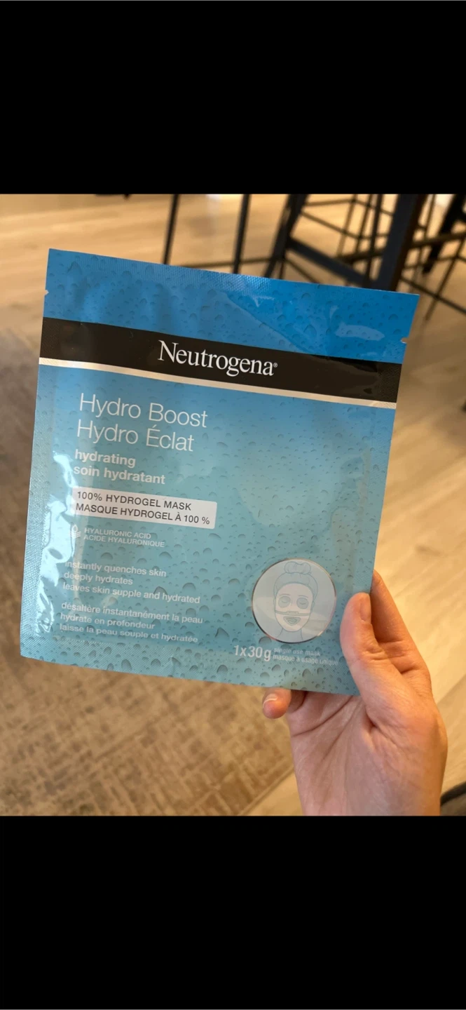 2 Neutrogena Hydro Boost Hydrating 100% Hydrogel Mask (30g)