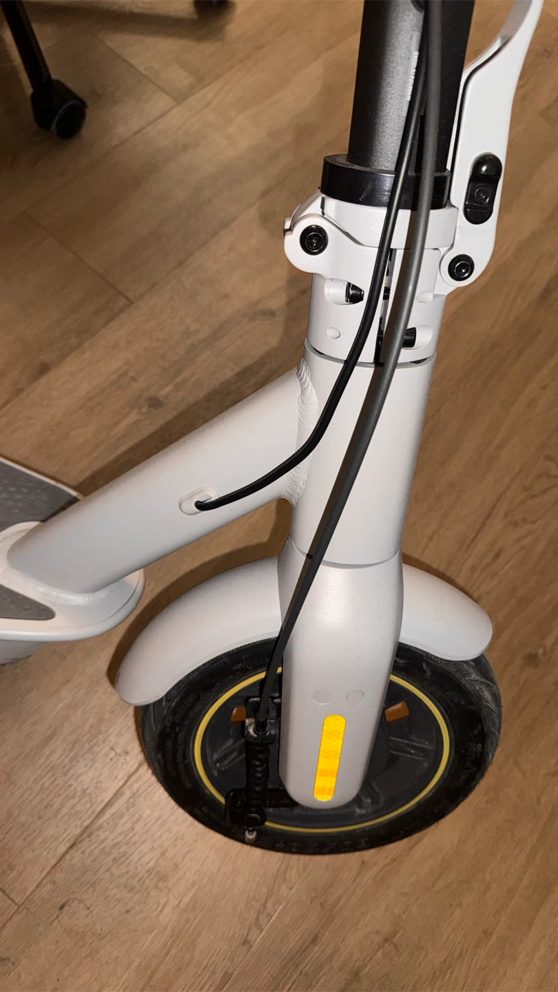 Ninebot Max G30LP Electric Scooter - photo 4