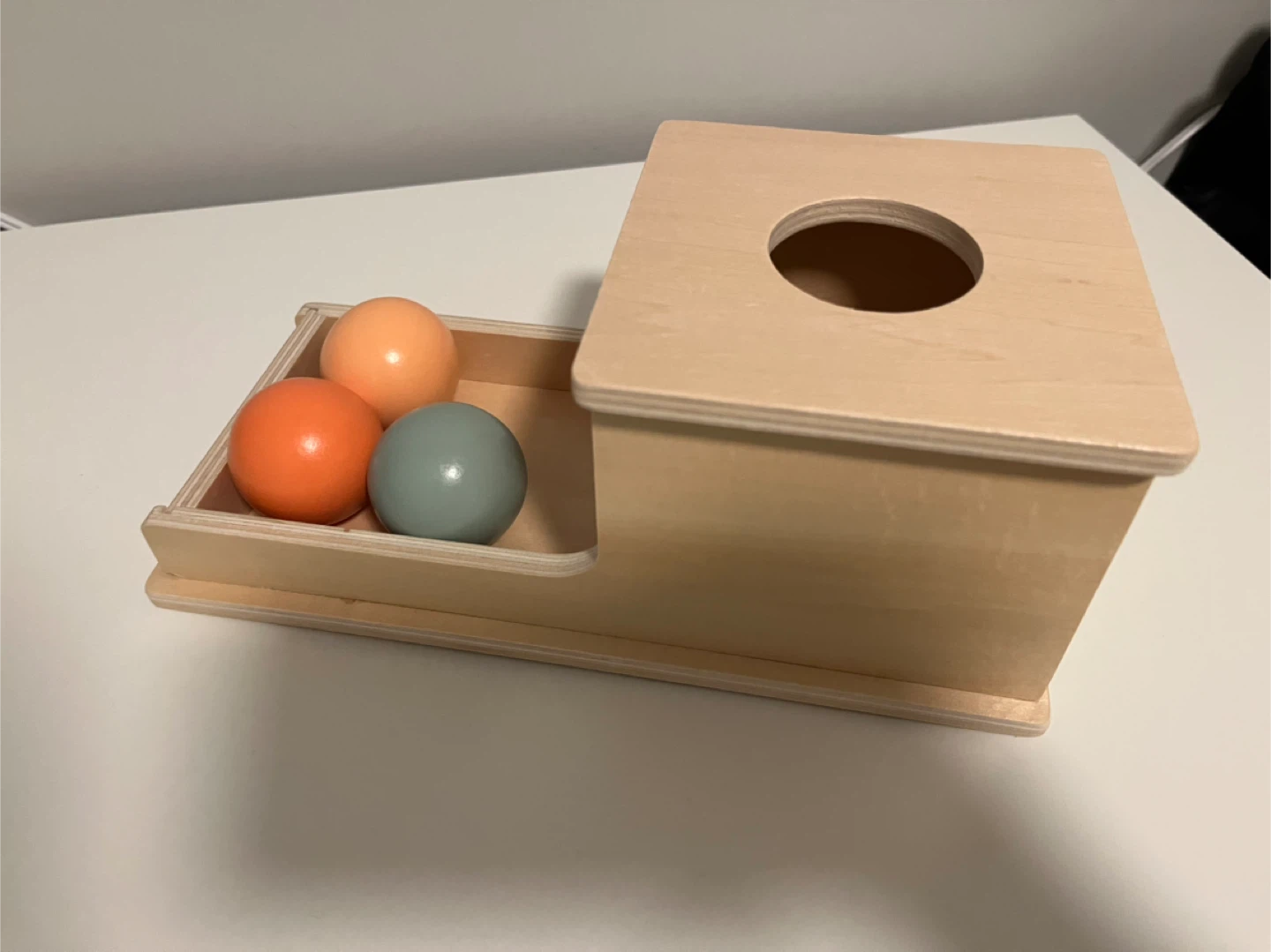 YAANI Montessori Object Permanence Box - photo 2