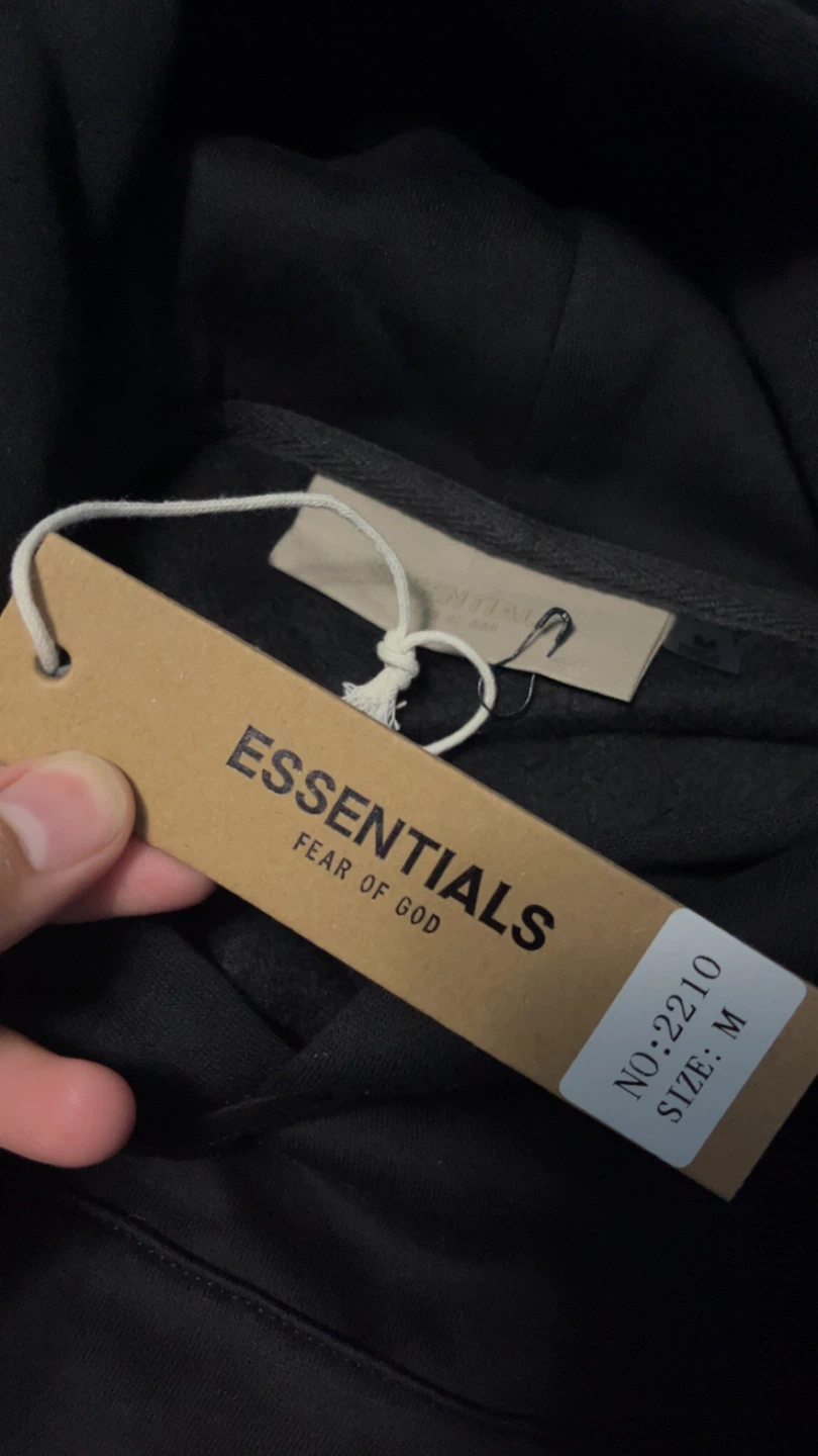 Black Essentials "1977" Hoodie Size M - photo 3