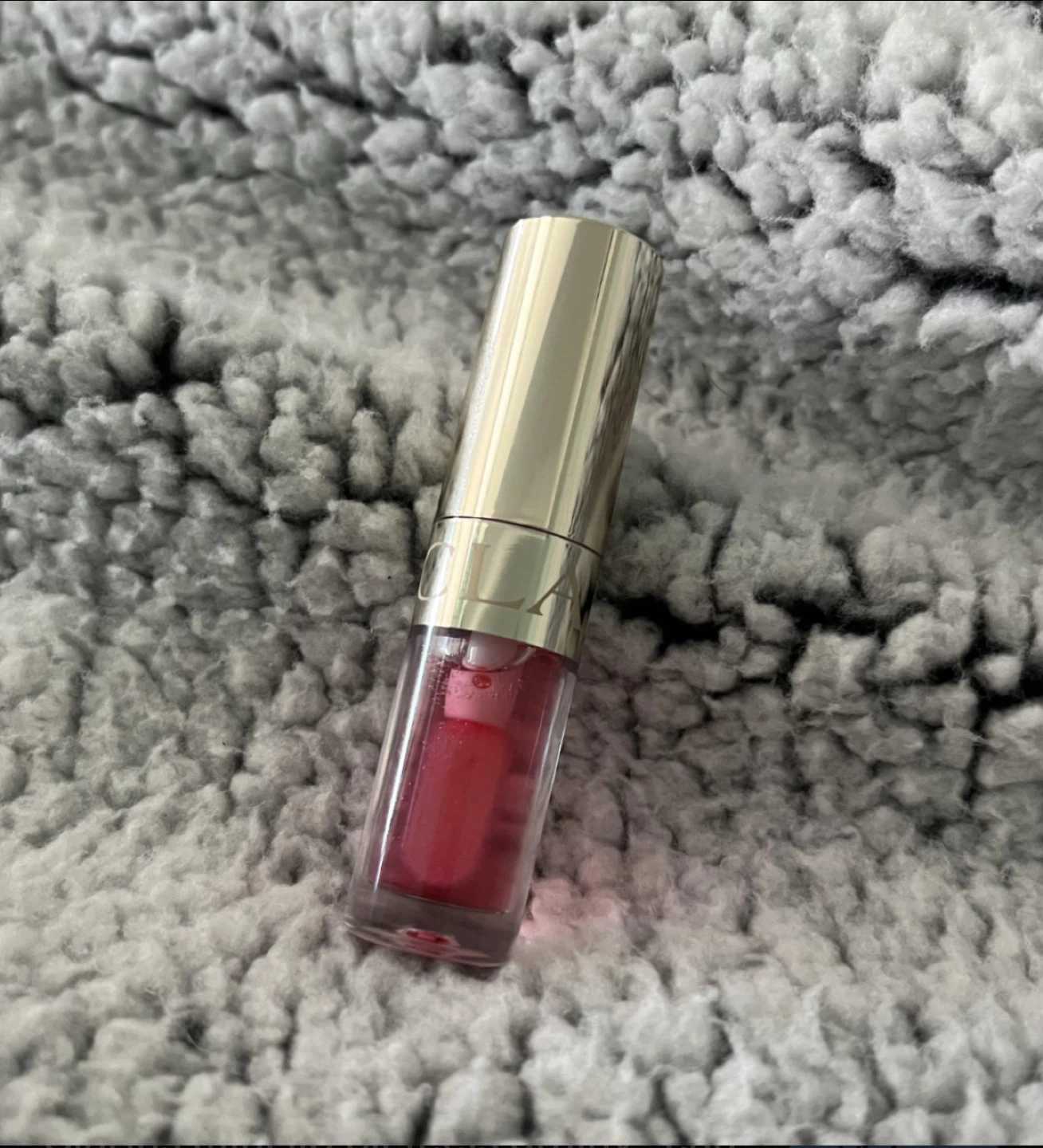 Mini 1.4 ml Clarins Lip Comfort Hydrating Oil - 04 Pitaya 🏆 - photo 3