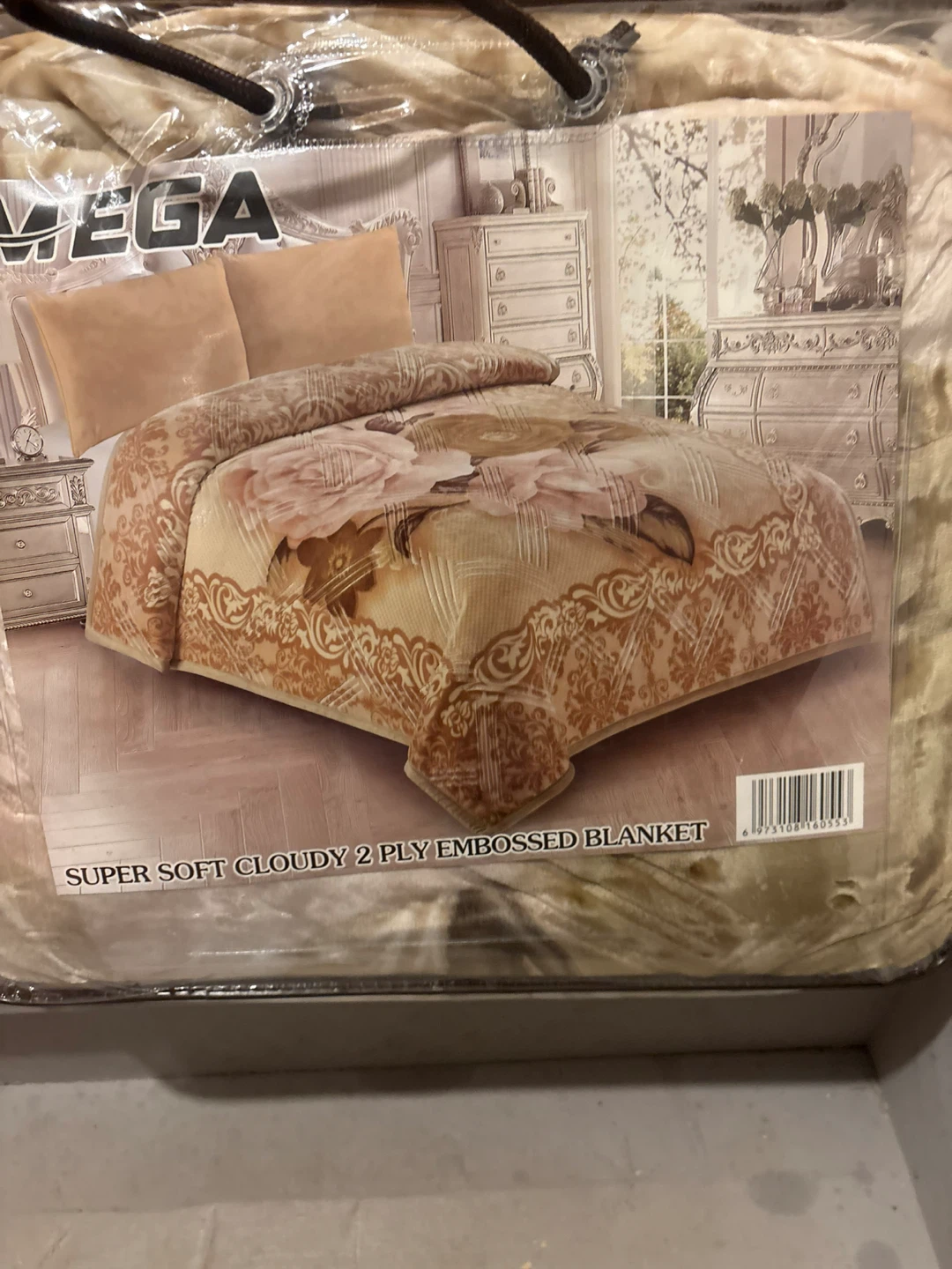 MEGA Super Soft Cloudy 2 Ply Embossed Blanket - photo 2