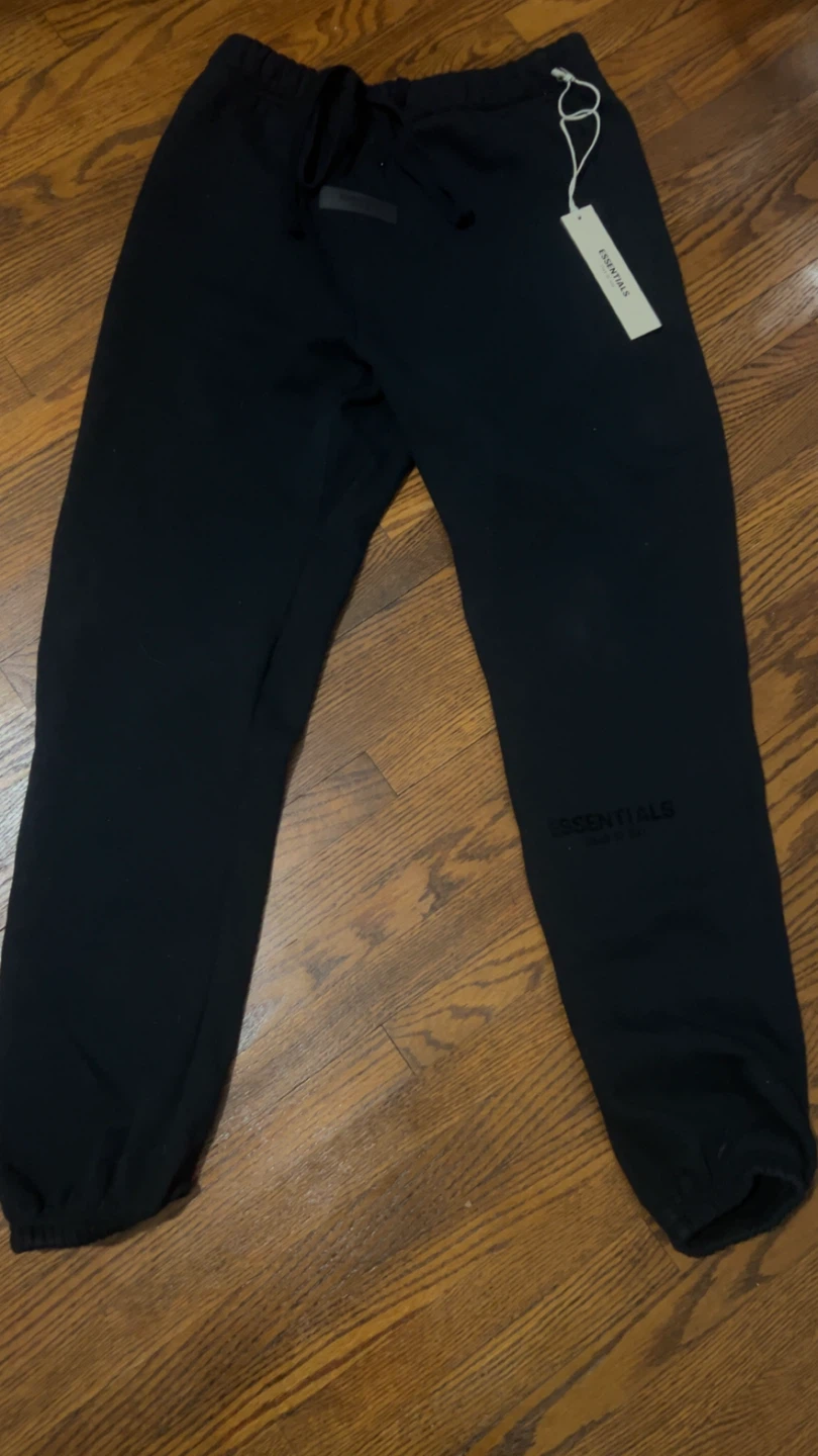 Fear of God Essentials Sweatpants Black Men’s small