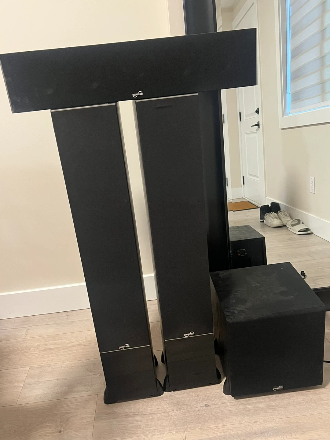 Soundstage 3-D series speakers