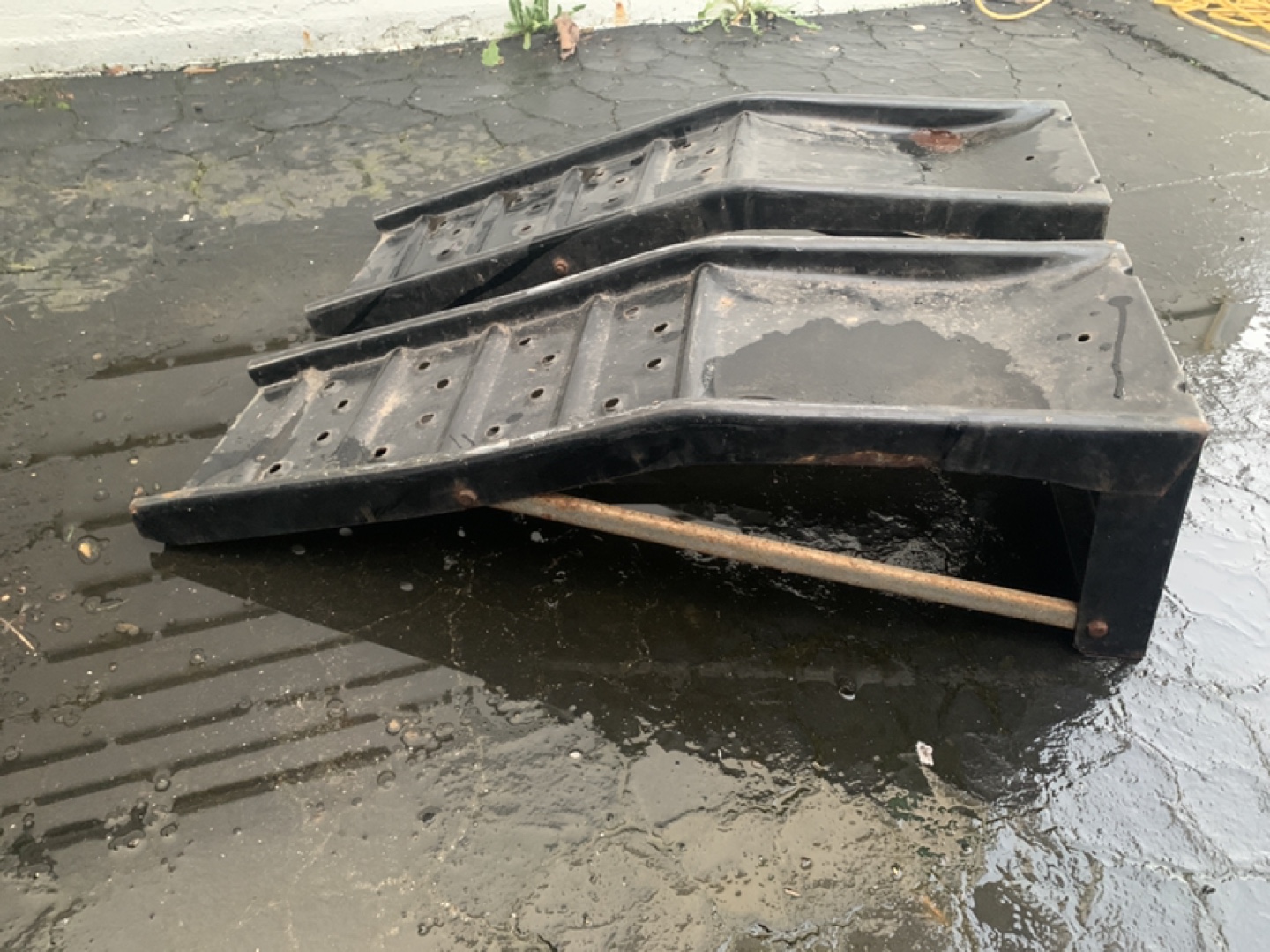 Pair of Black Metal Car Ramps - photo 2
