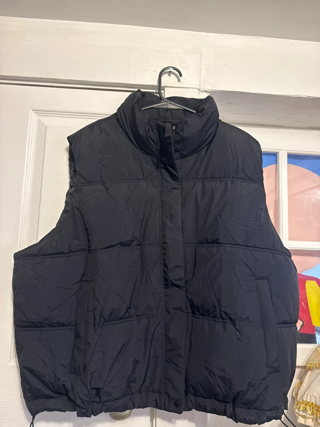 Old Navy Black Puffer Vest - XXL