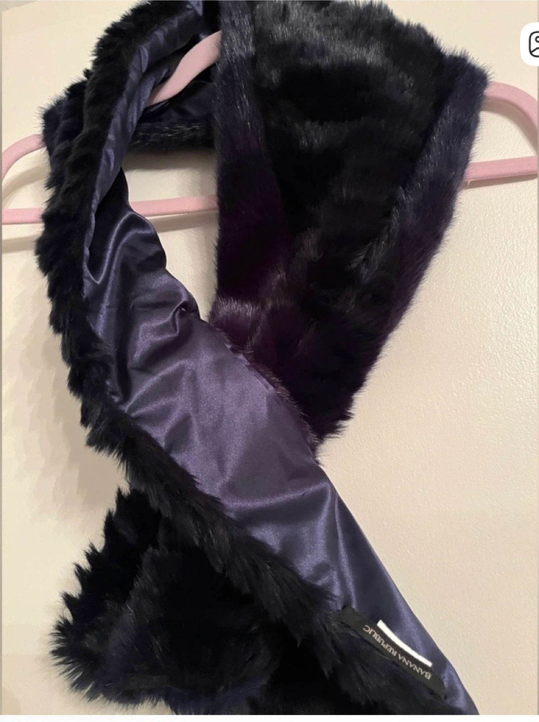 Banana Republic Faux Fur Scarf 🏆 - photo 2