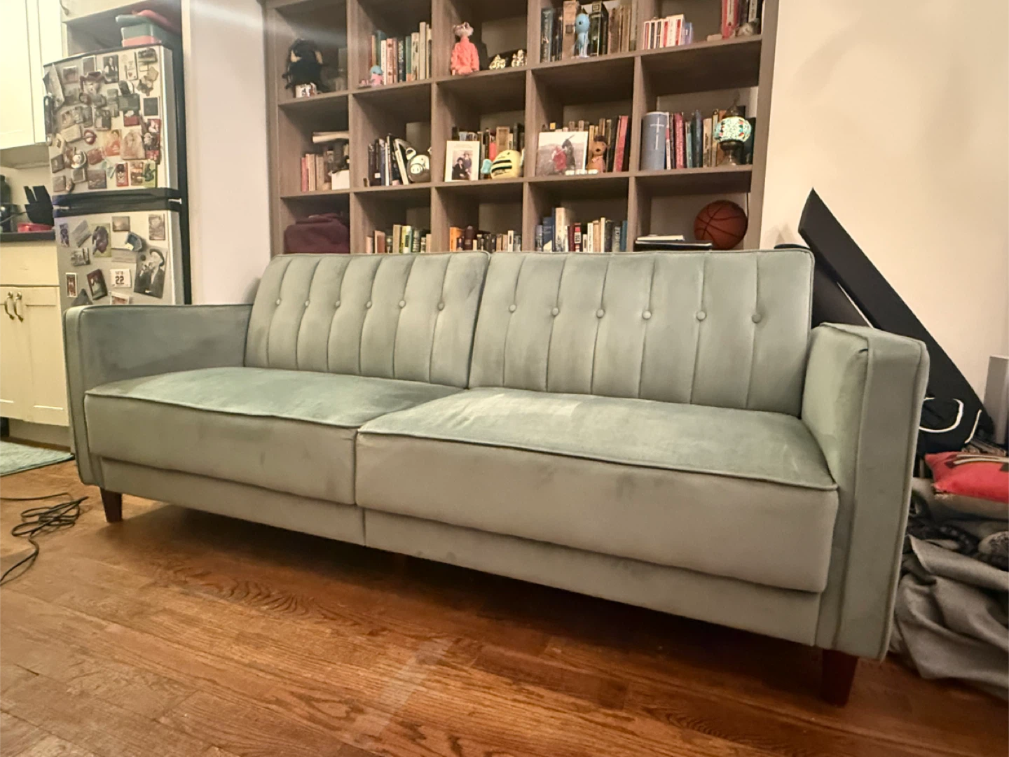Light Green/Teal Velvet Sofa - photo 2