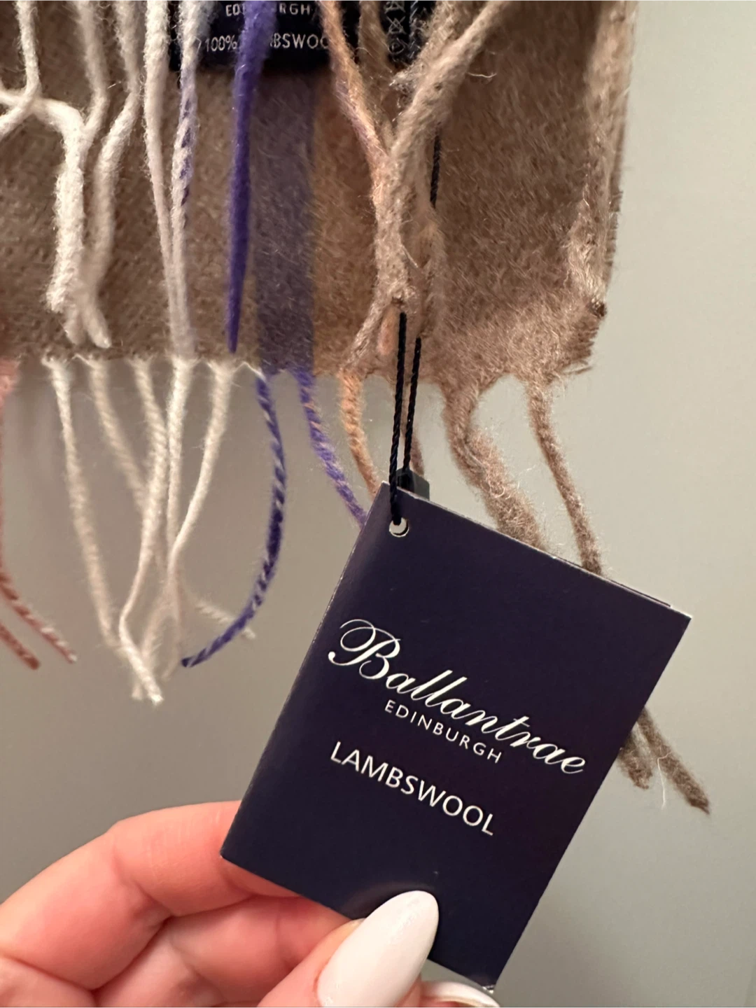 Ballantrae Edinburgh Plaid 100% Lambswool Scarf - photo 3
