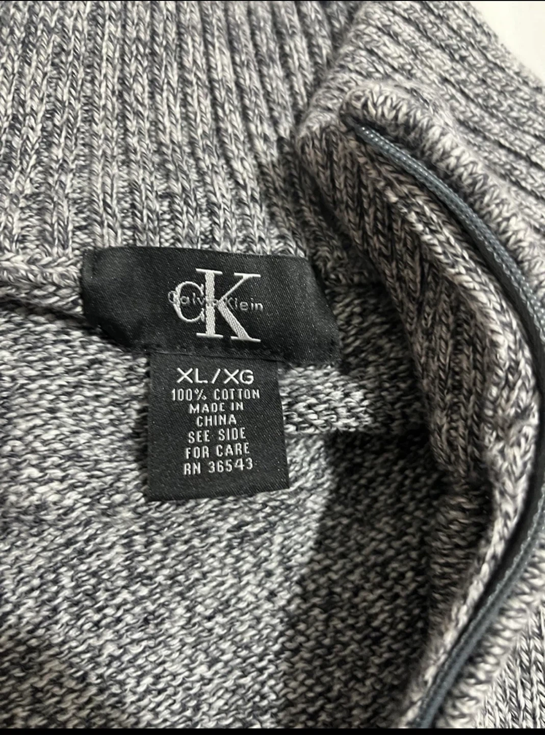 Calvin Klein Men’s Grey Quarter zip XL Good Condition - photo 2