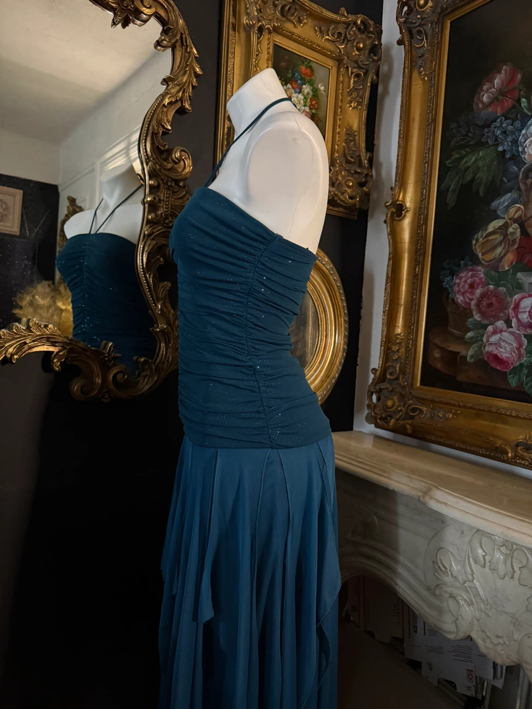 Haltered dress with layered bottom - photo 4