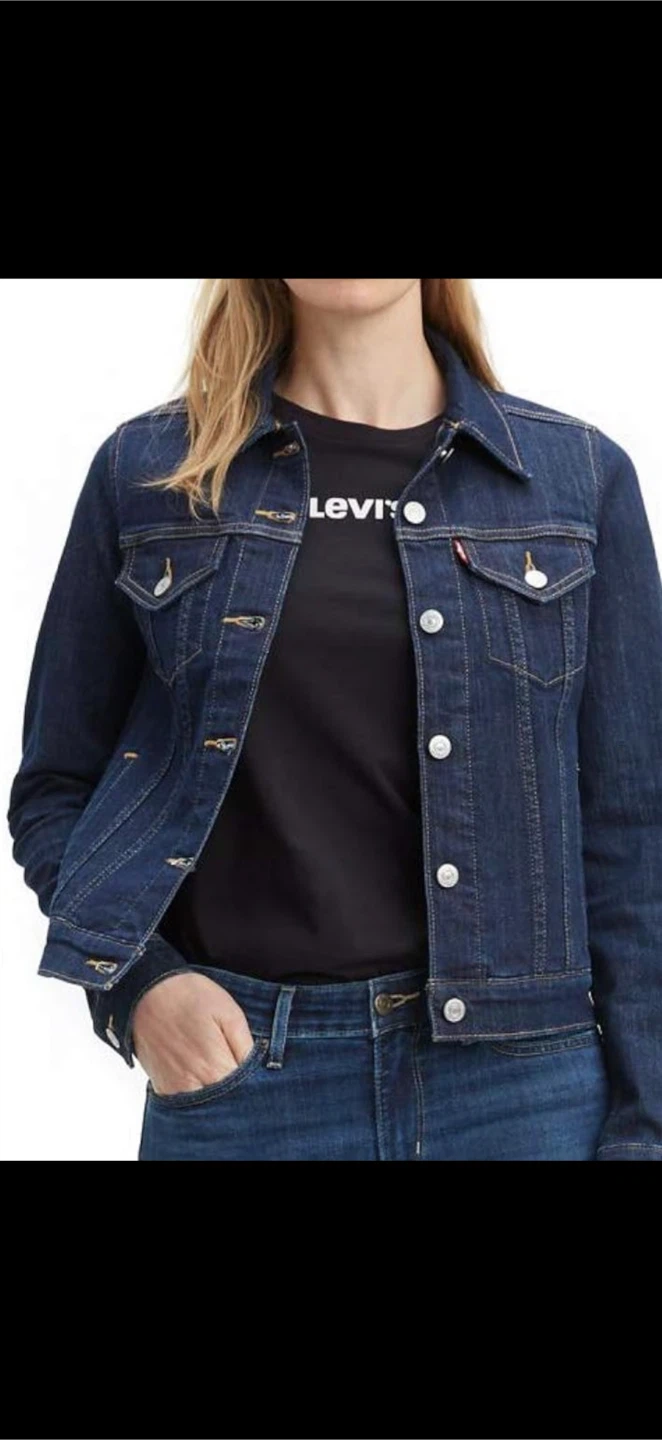 Levi's Trucker Denim Jacket small 🏆