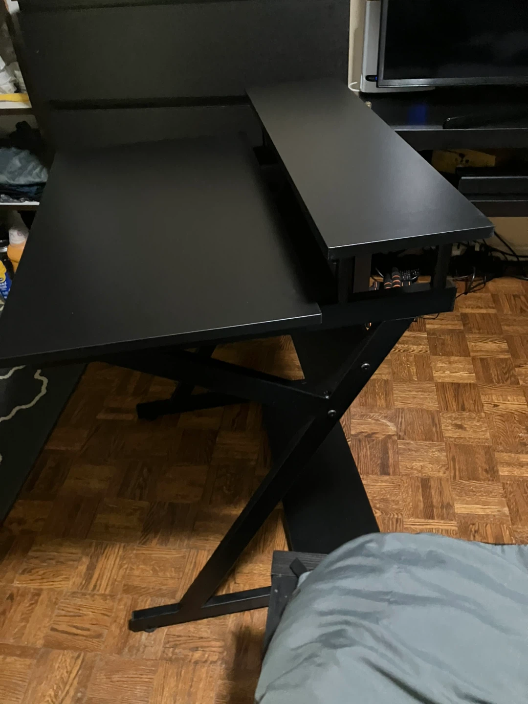 Black L-Shaped Computer Desk - photo 2