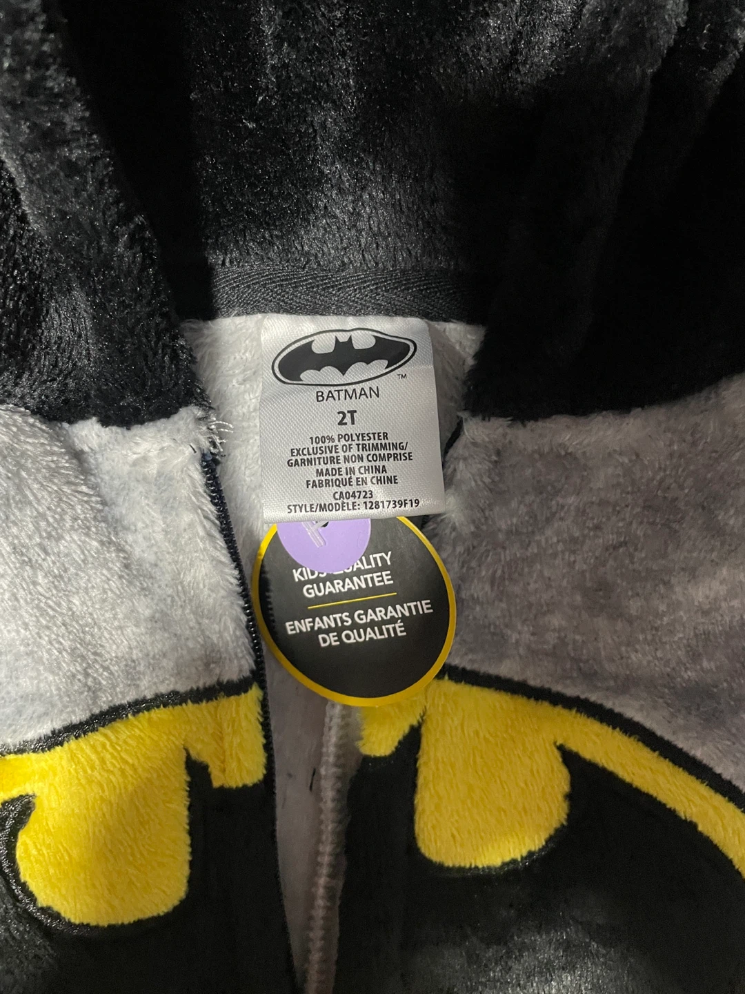Batman Fleece Sleepsuit - Size 2T - photo 2
