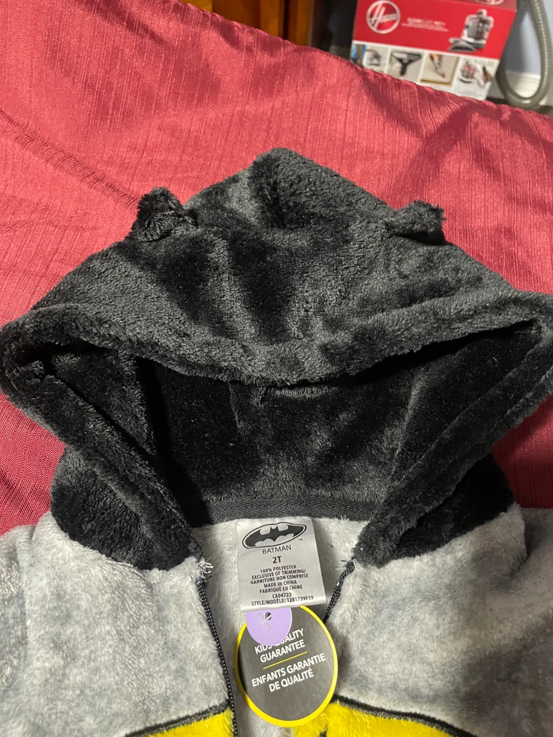 Batman Fleece Sleepsuit - Size 2T - photo 3