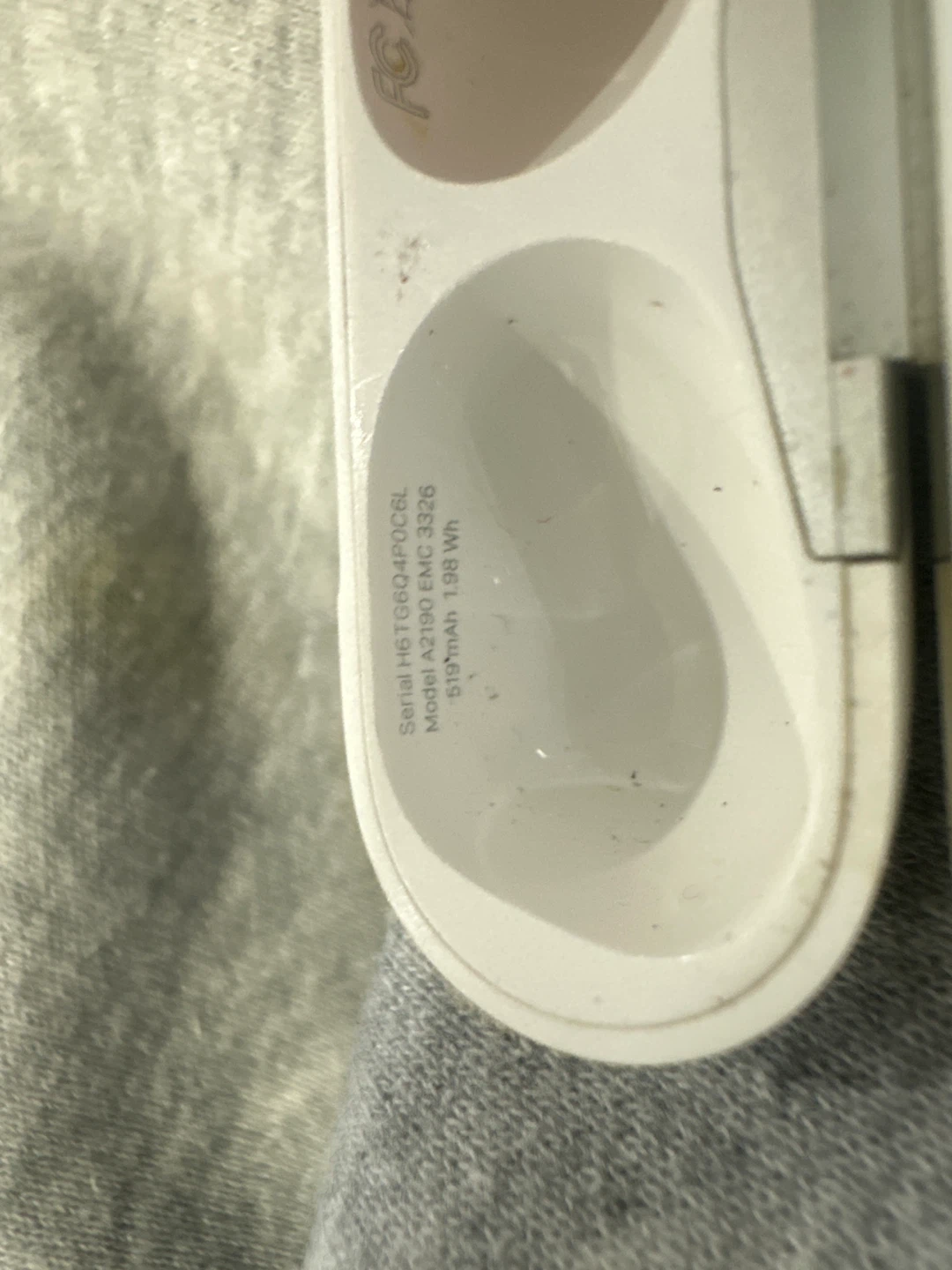 Apple AirPods Pro (1st Generation) - photo 2