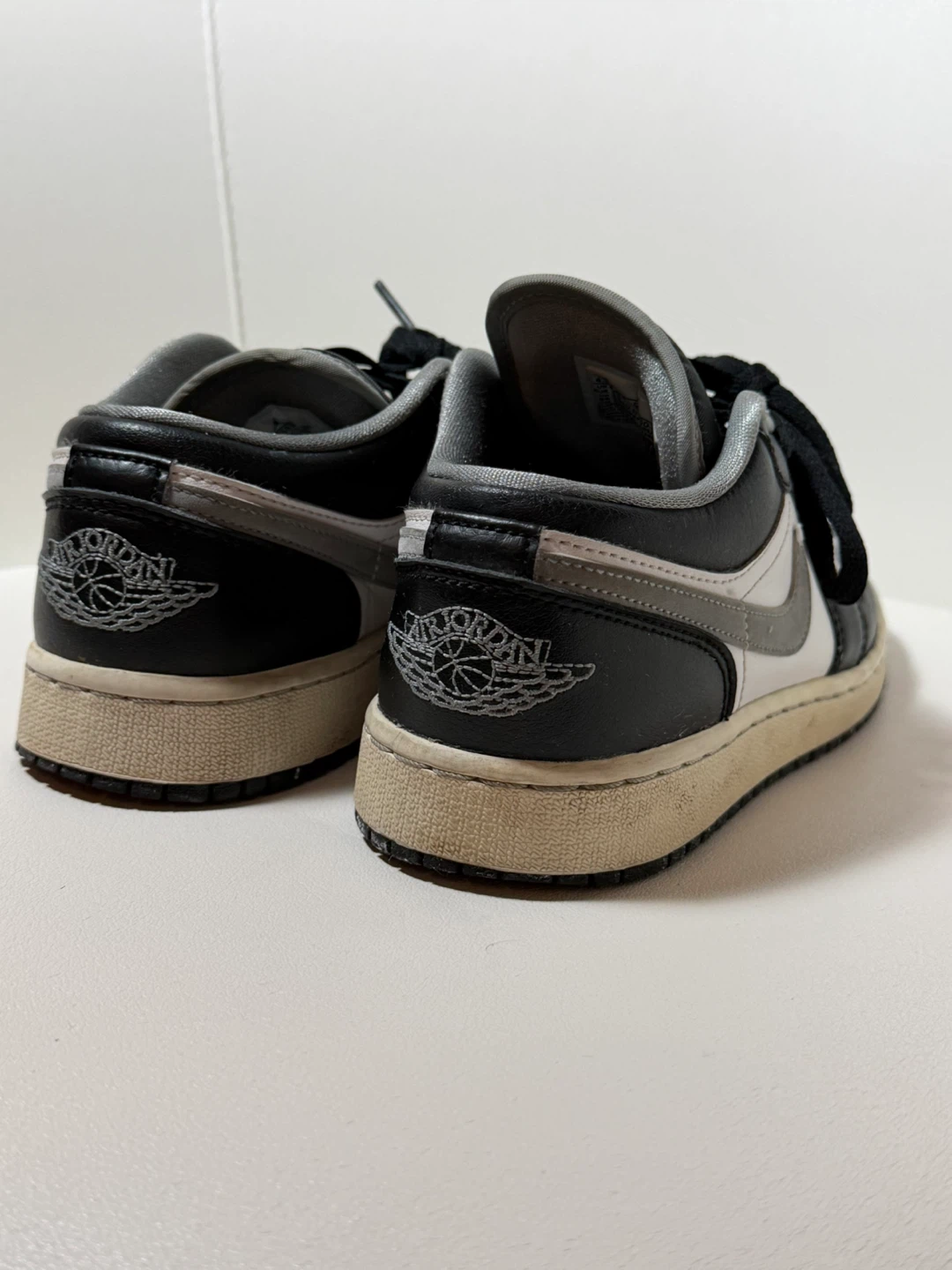 Air Jordan - photo 3