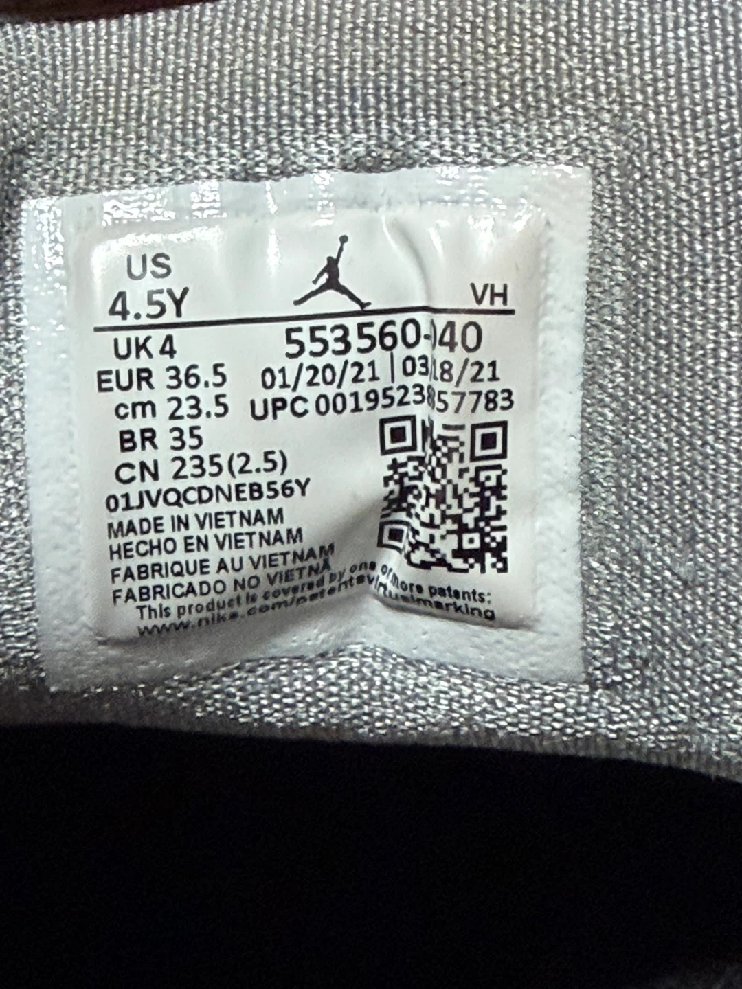 Air Jordan - photo 4