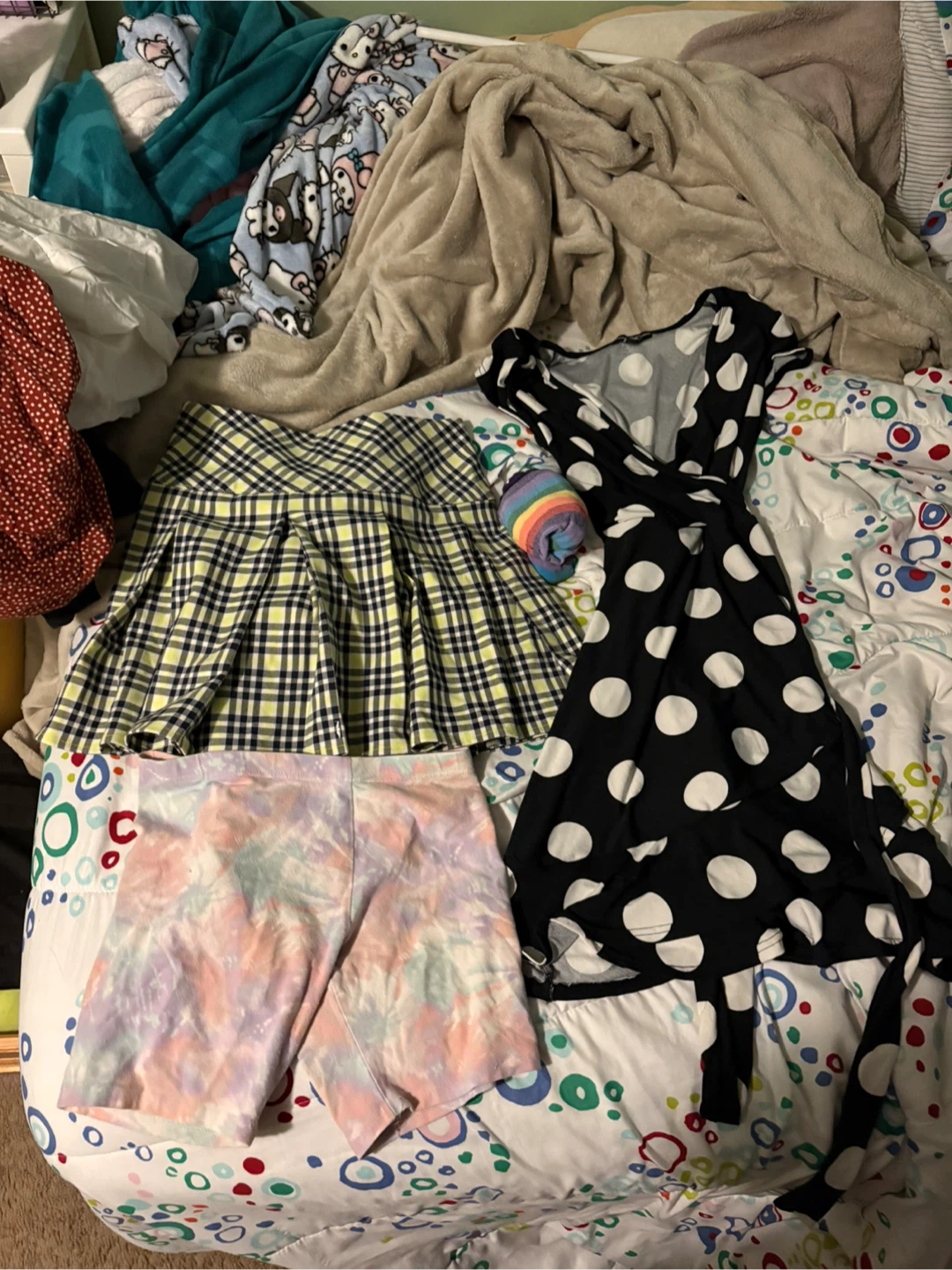 Assorted Women's Clothing Bundle - photo 2