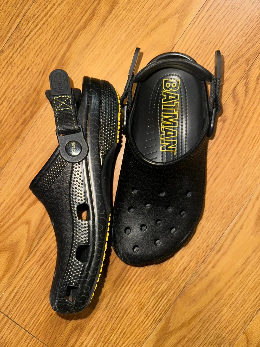 Crocs Batman Clogs - Black 6M 8W - photo 3