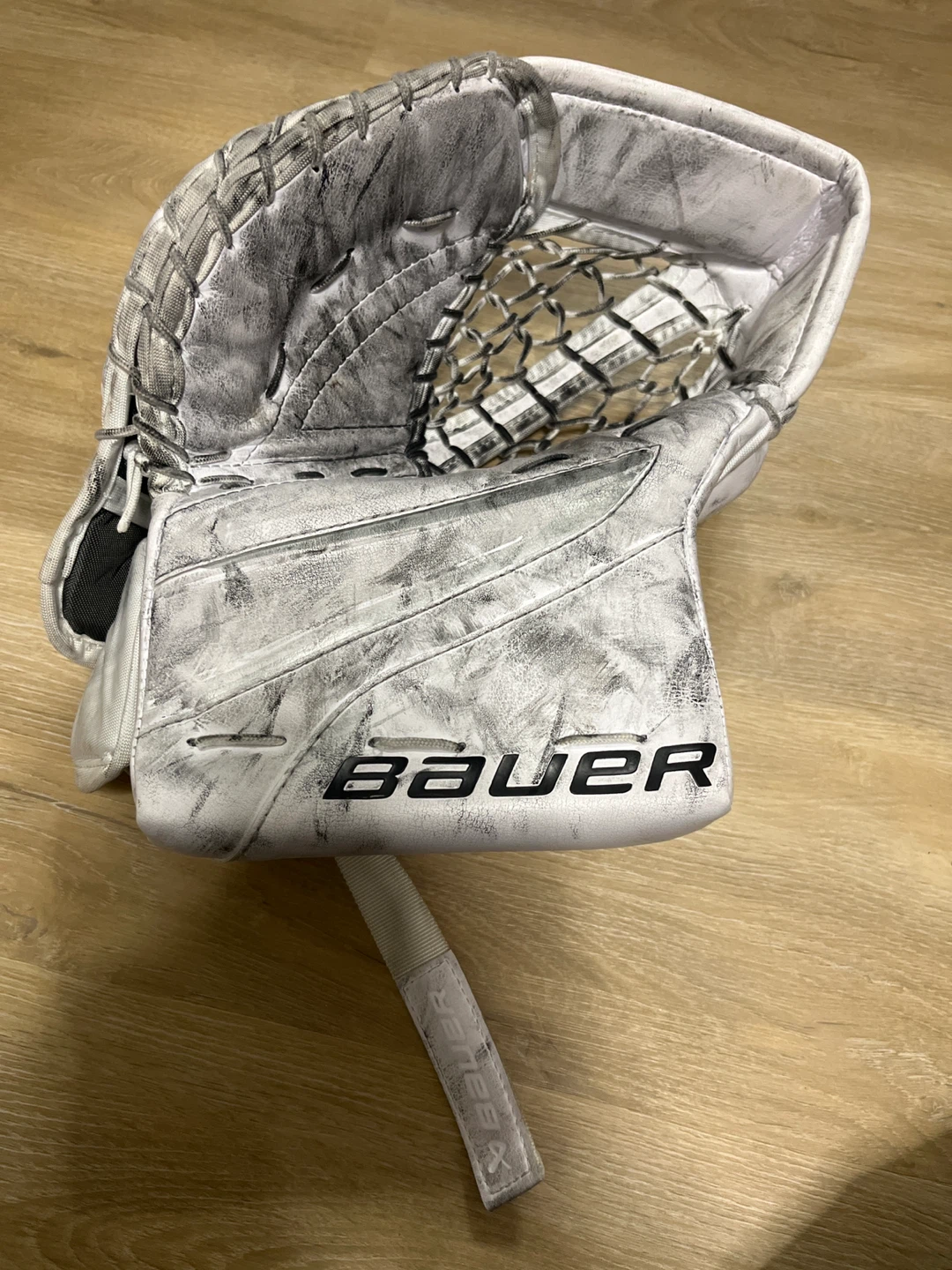 Bauer Goalie Catch Glove