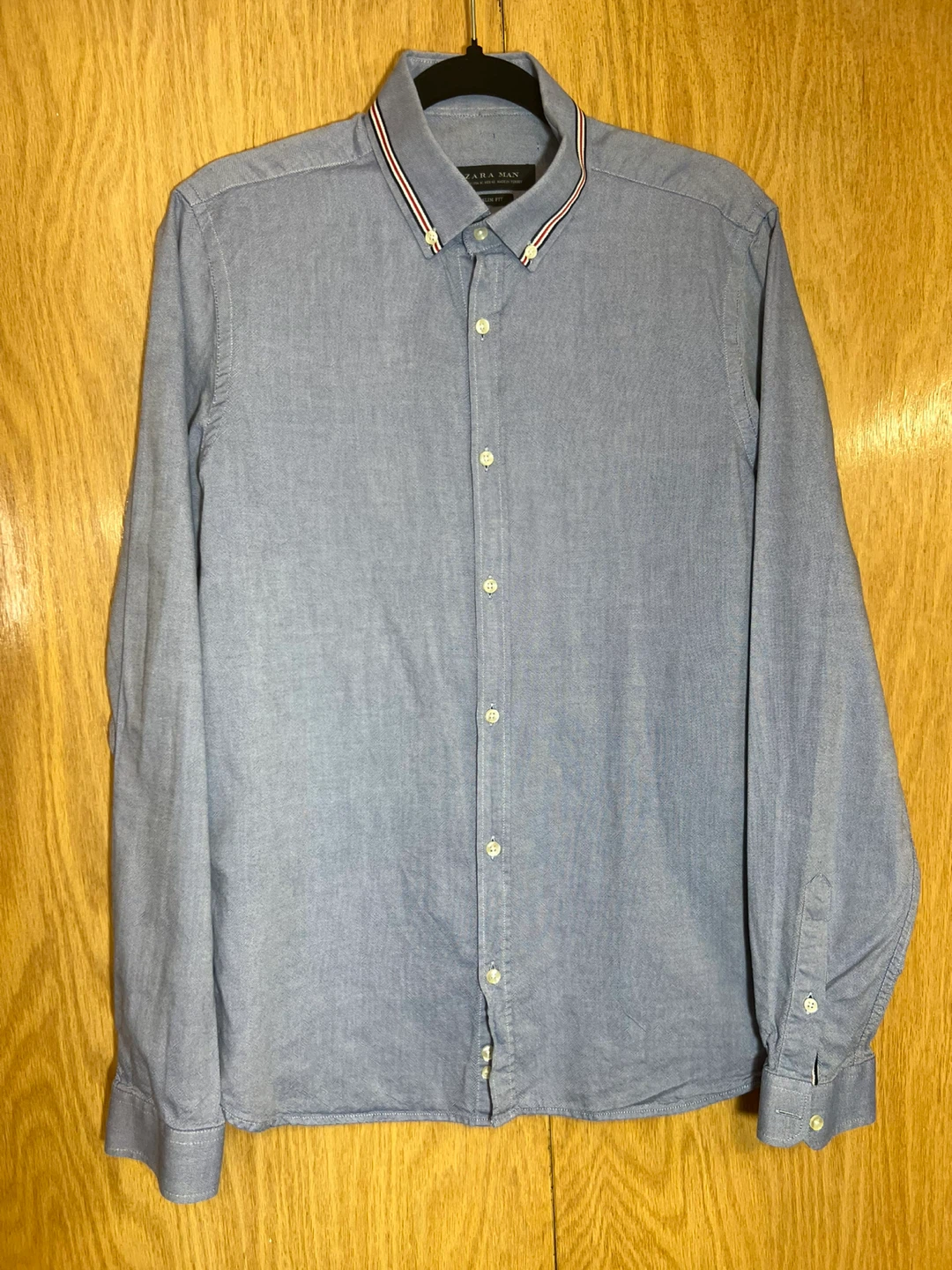 Zara Man Blue Button-Down Shirt . Size M