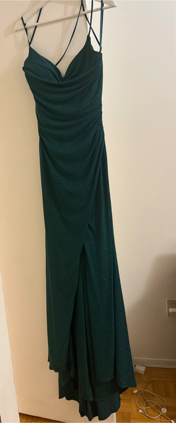Green Dress - photo 4
