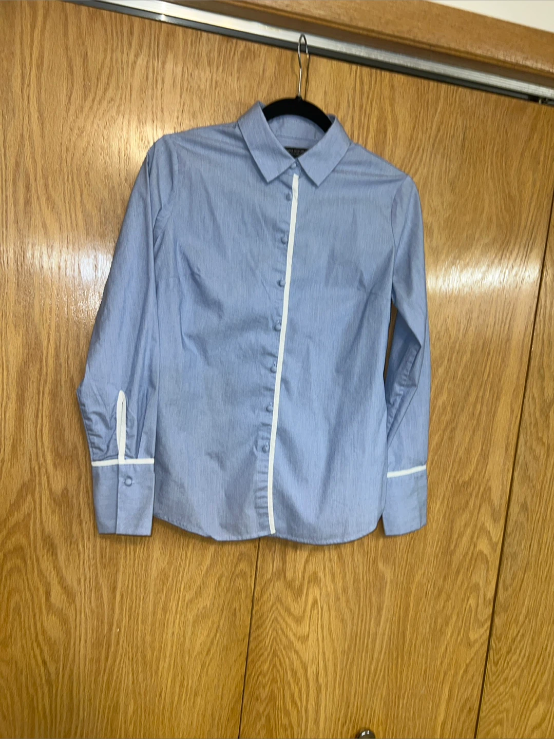 Banana Republic Riley Tailored Fit Blue Shirt Size 2