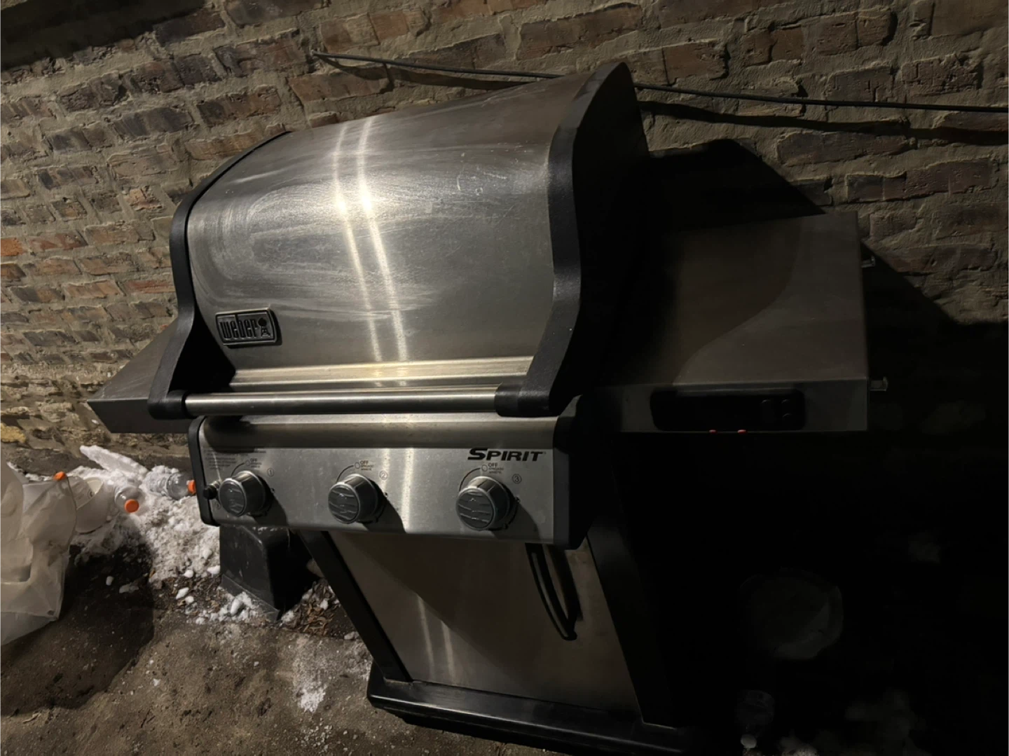 Weber Spirit E210 Gas Grill - photo 2
