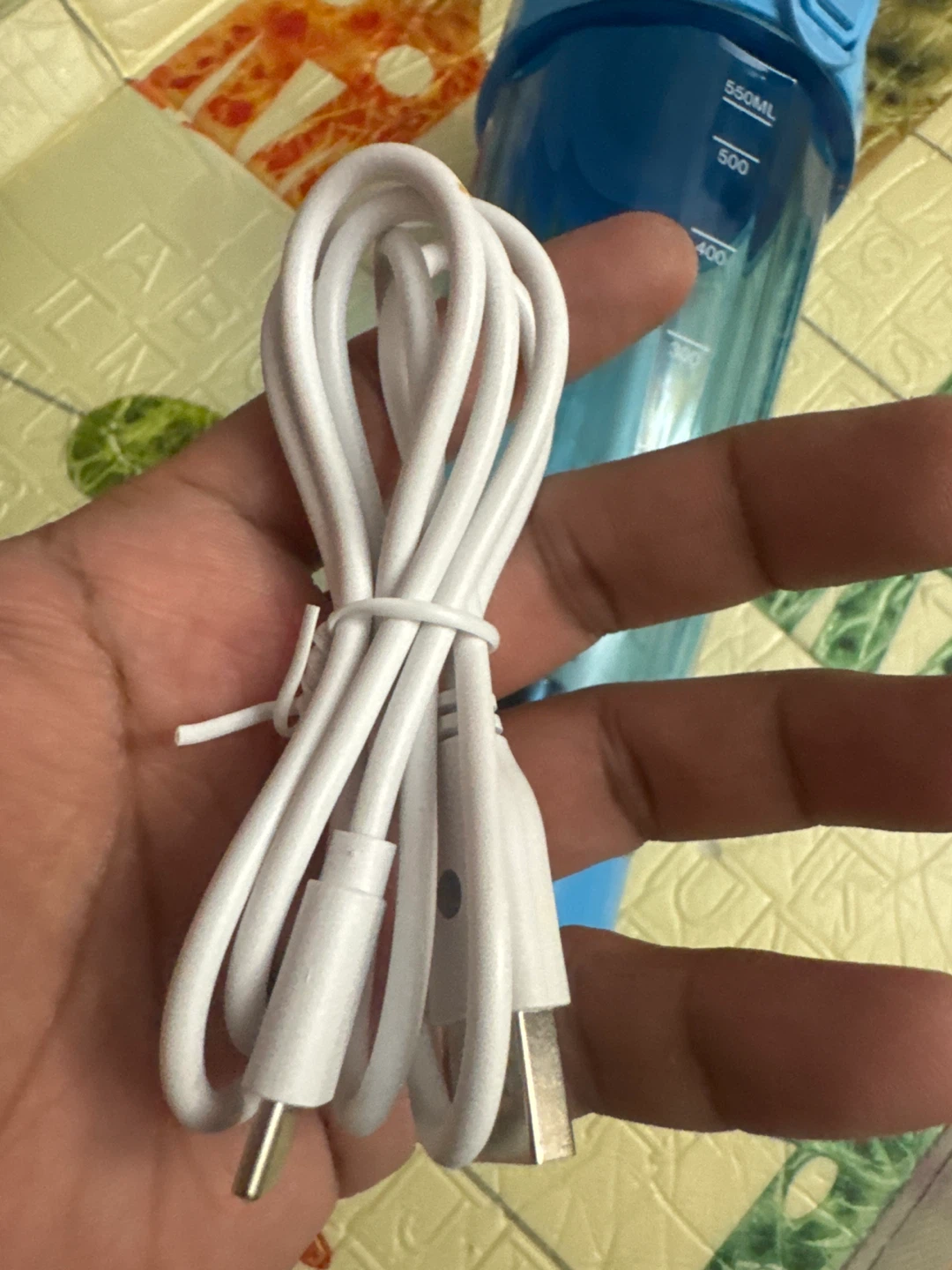 POWER SHAKER BOTTLE 20 OZ - Rechargeable Electric Mixer - photo 5