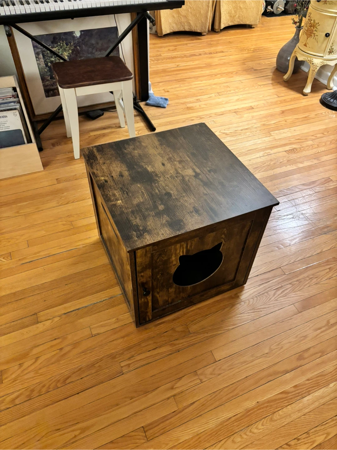 Cat Litter Box Cabinet - photo 2