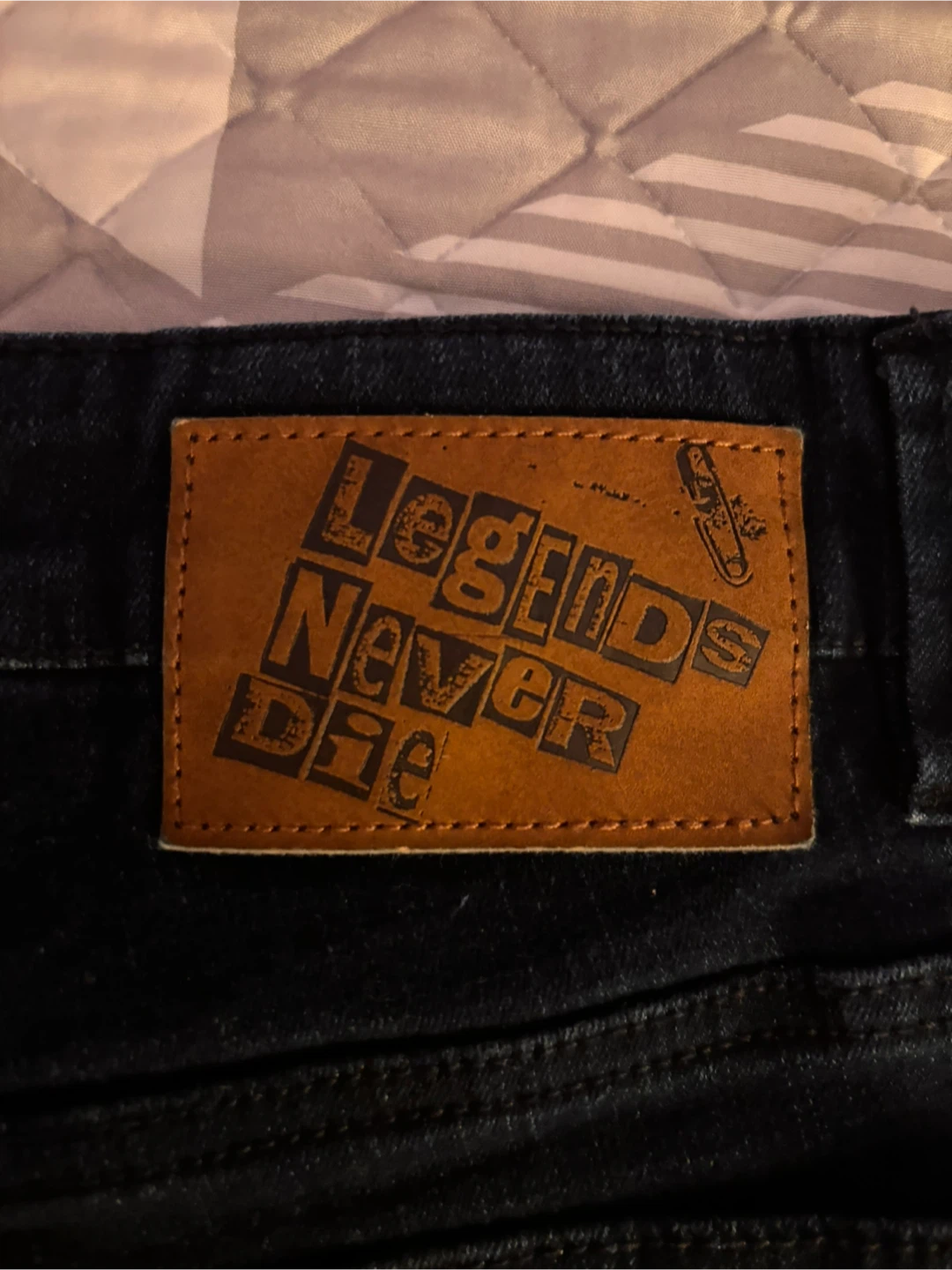 Vision Street Wear Dark Wash Denim Jeans - Size 32 - photo 3