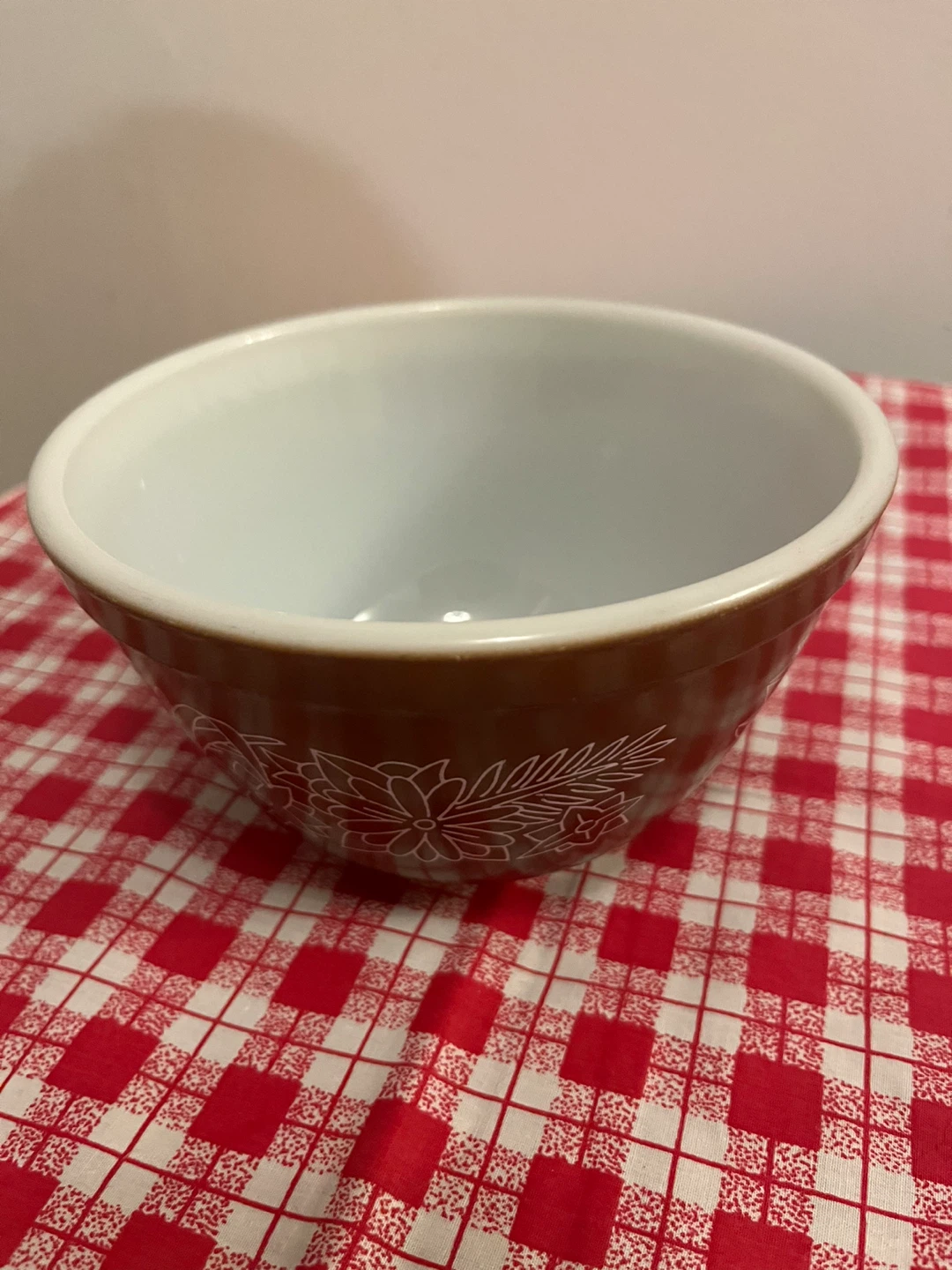 Vintage Brown Pyrex Mixing Bowl Woodland pattern brown