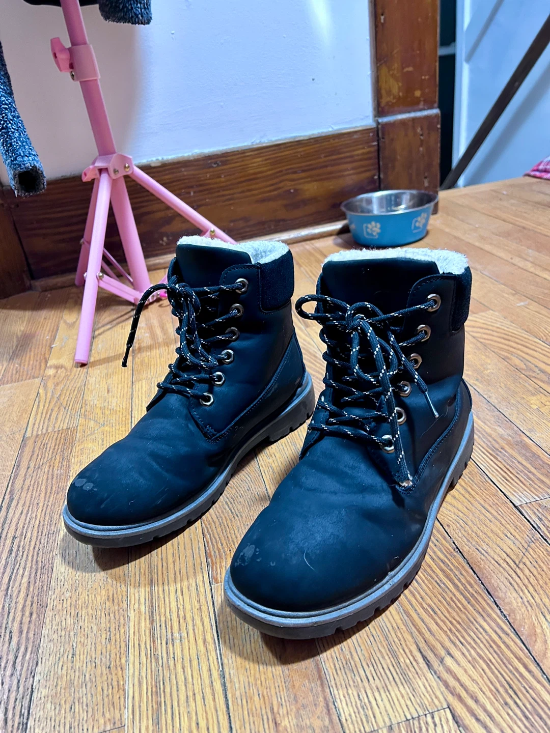 Black Winter Boots with Sherpa Lining - photo 2